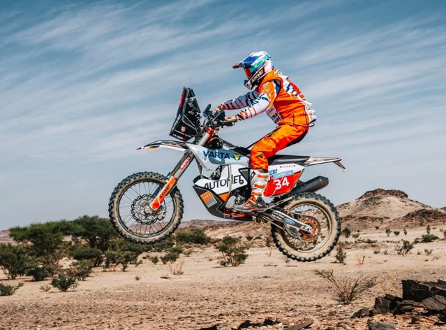Gyenes cea mai buna clasare la Dakar Victorie istorica Dacia cu Al Attiyah