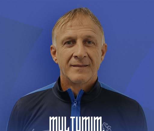 Poli Iasi anunta despartirea de antrenorul Emil Sandoi