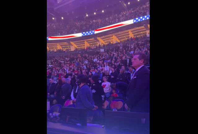 Efectul Trump Imnul SUA huiduit la meciuri NBA si NHL in Canada