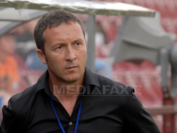 MM Stoica reactie dupa atacul cibernetic Cine poate opri un tsunami ros albastru