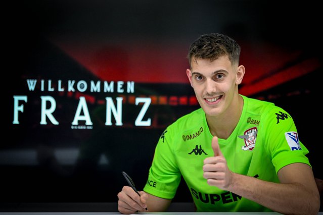 Un nou transfer pe axa Genoa Giulesti Rapid la imprumutat pe portarul Franz Stolz