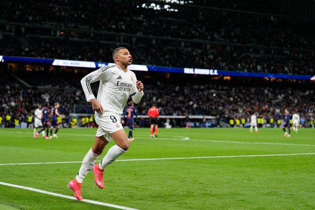 Ancelotti spune ca Mbappe poate deveni o legenda la Real Madrid ca Ronaldo