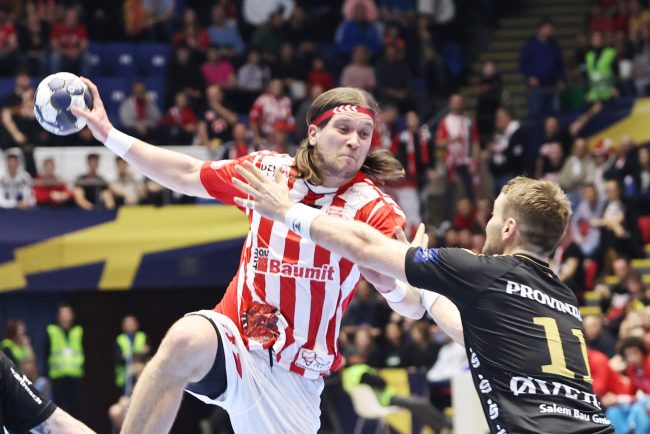 Ante Kuduz pleaca de la Dinamo semneaza in Golf