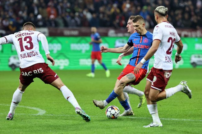 FCSB Rapid Spectacol si tensiune