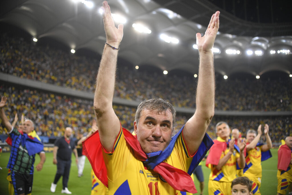 Gheorghe Hagi onorat cu cea mai mare distinctie romana