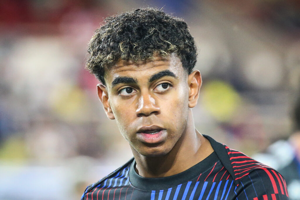 Lamine Yamal a decis asupra viitorului sau la Barcelona