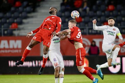 Moment de reculegere pentru Papa Francisc la meciul FC Hermannstadt UTA Arad