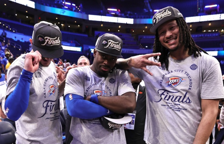 Oklahoma a invins Minnesota si este prima finalista NBA
