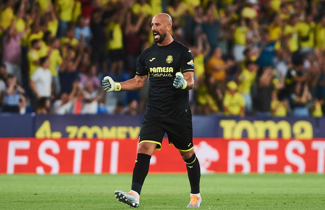 Pepe Reina a anuntat retragerea din fotbal