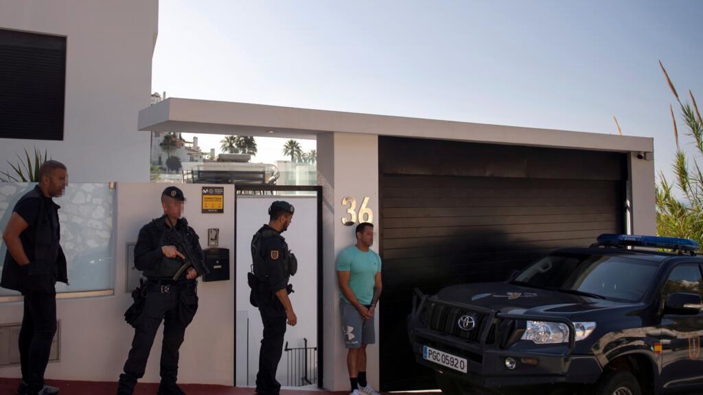 Soare nisip si suspecti Spania atrage criminalii fugari