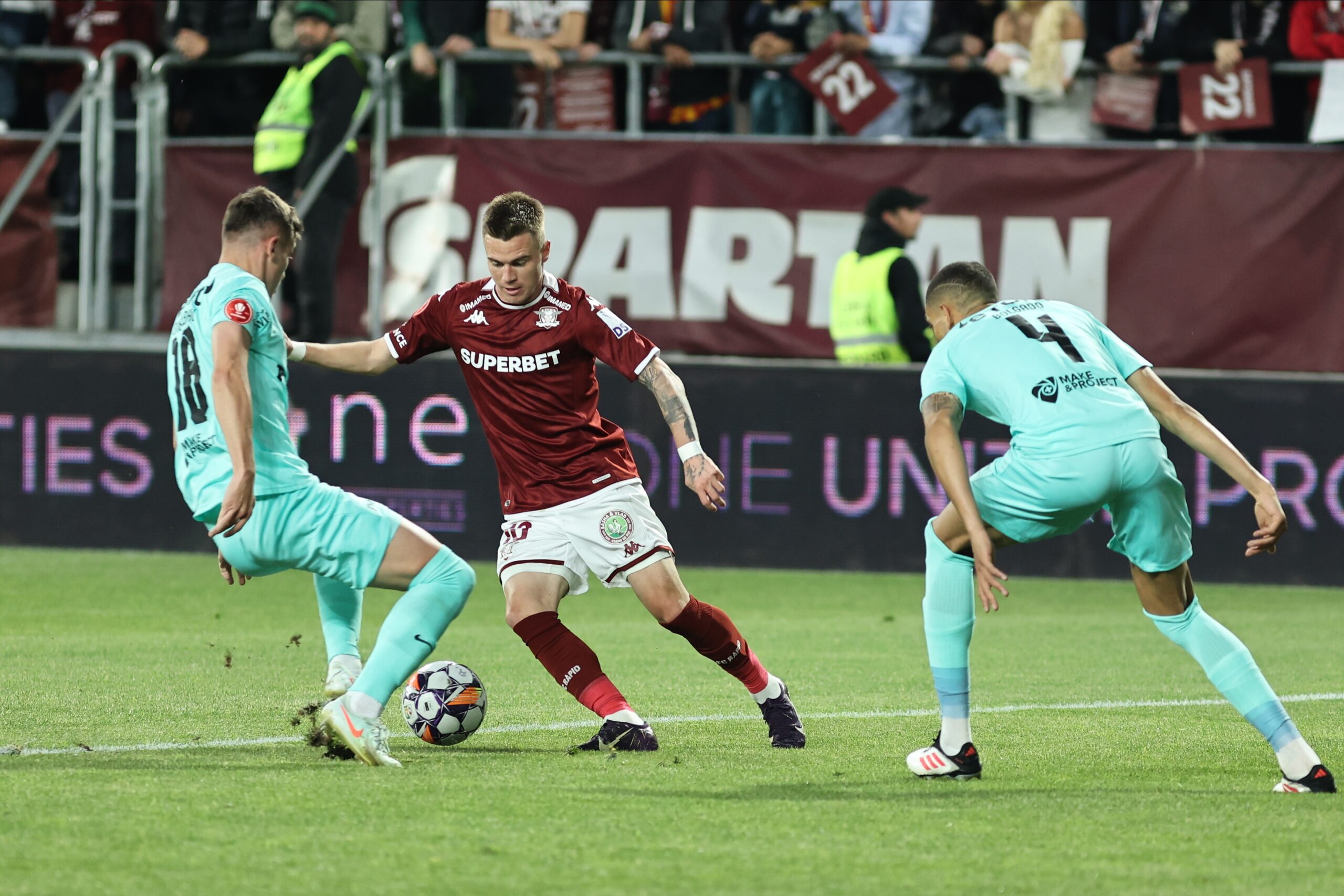 Superliga Rapid Bucuresti invinsa de CFR Cluj in play off