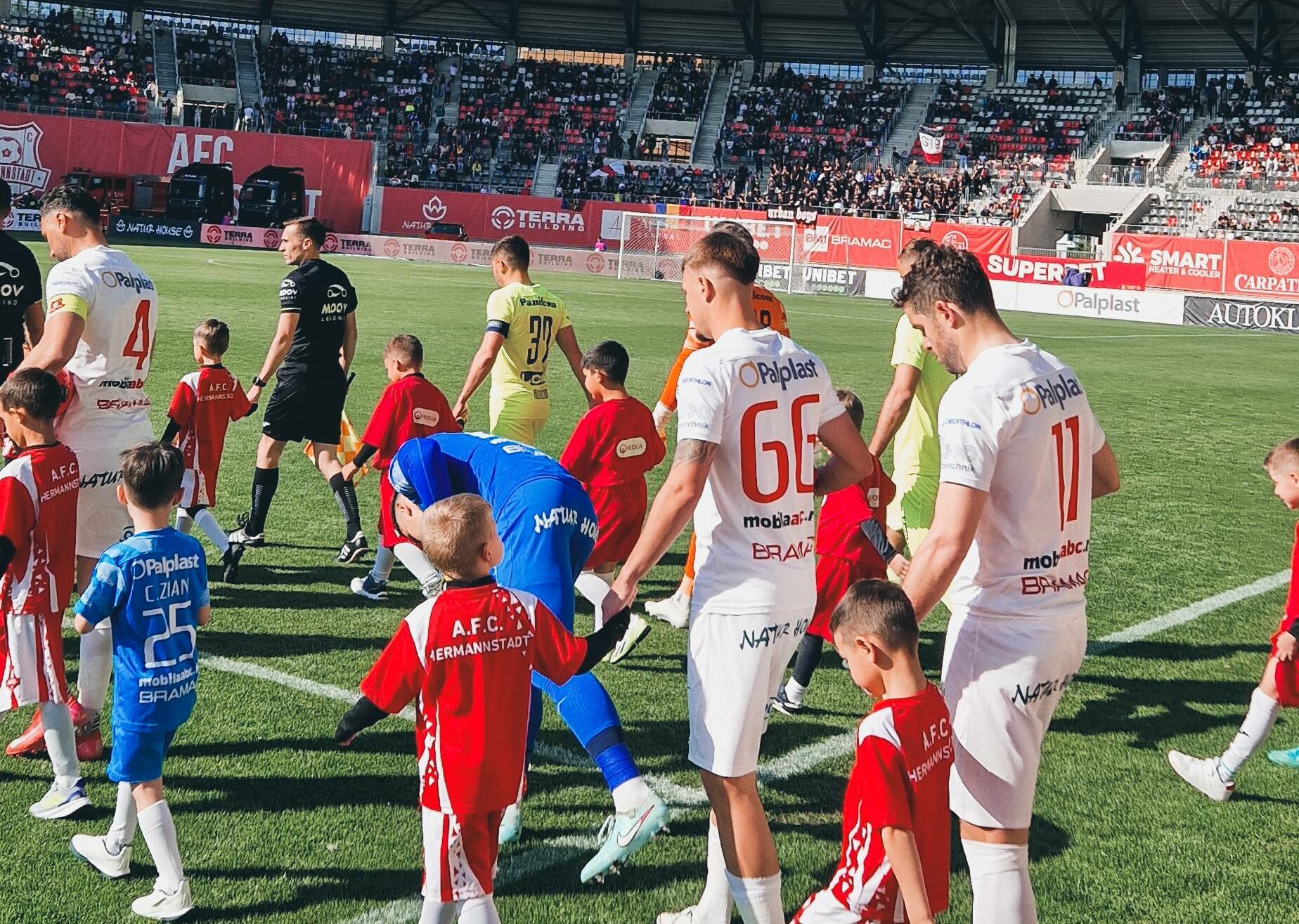 Superliga play out Hermannstadt depaseste Poli Iasi si conduce clasamentul