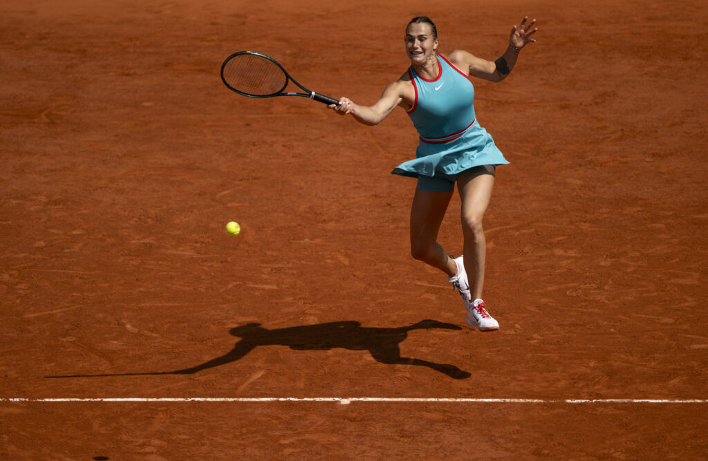 Aryna Sabalenka avanseaza in semifinale la Roland Garros