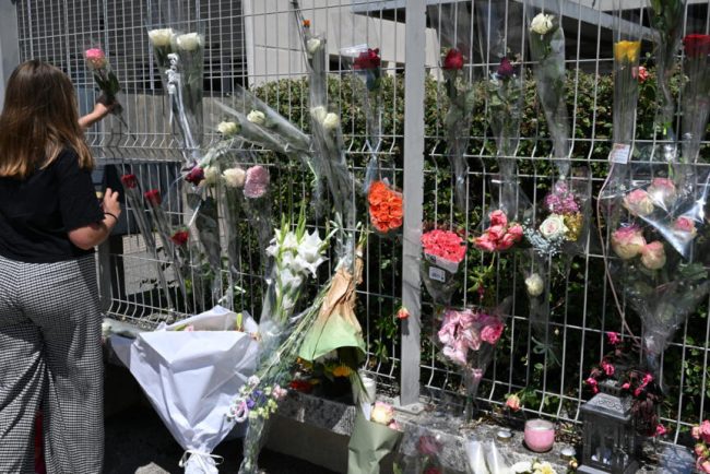 Elevul din Haute Marne care si a omorat supraveghetoarea