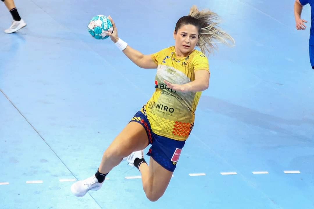 Handbal Nicoleta Dinca va juca la CSM Slatina