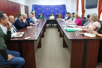 Sindicalistii din Tineret si Sport negocieri la minister