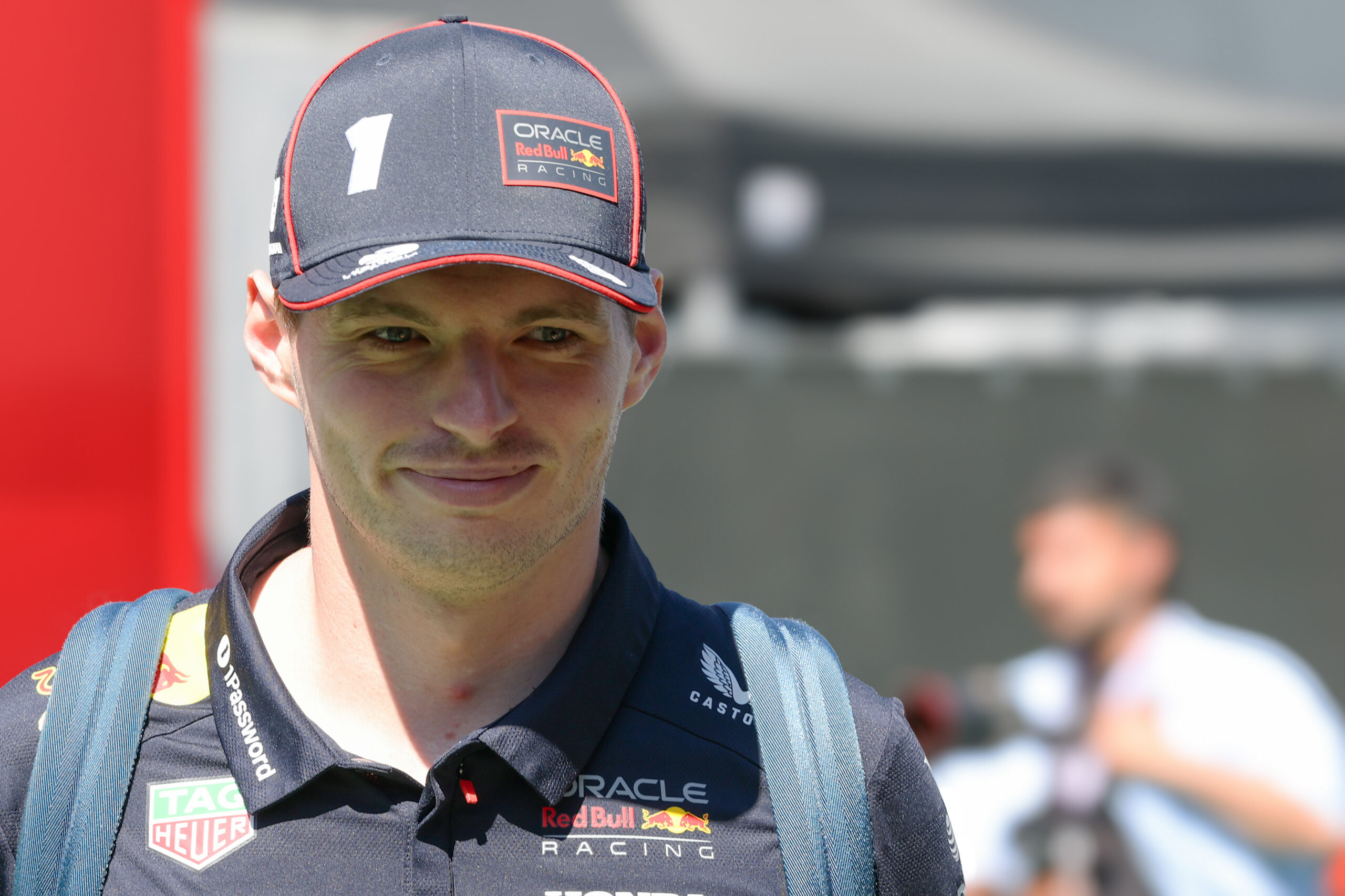 Verstappen sancionat cu 10 secunde pentru incidentul cu Russell
