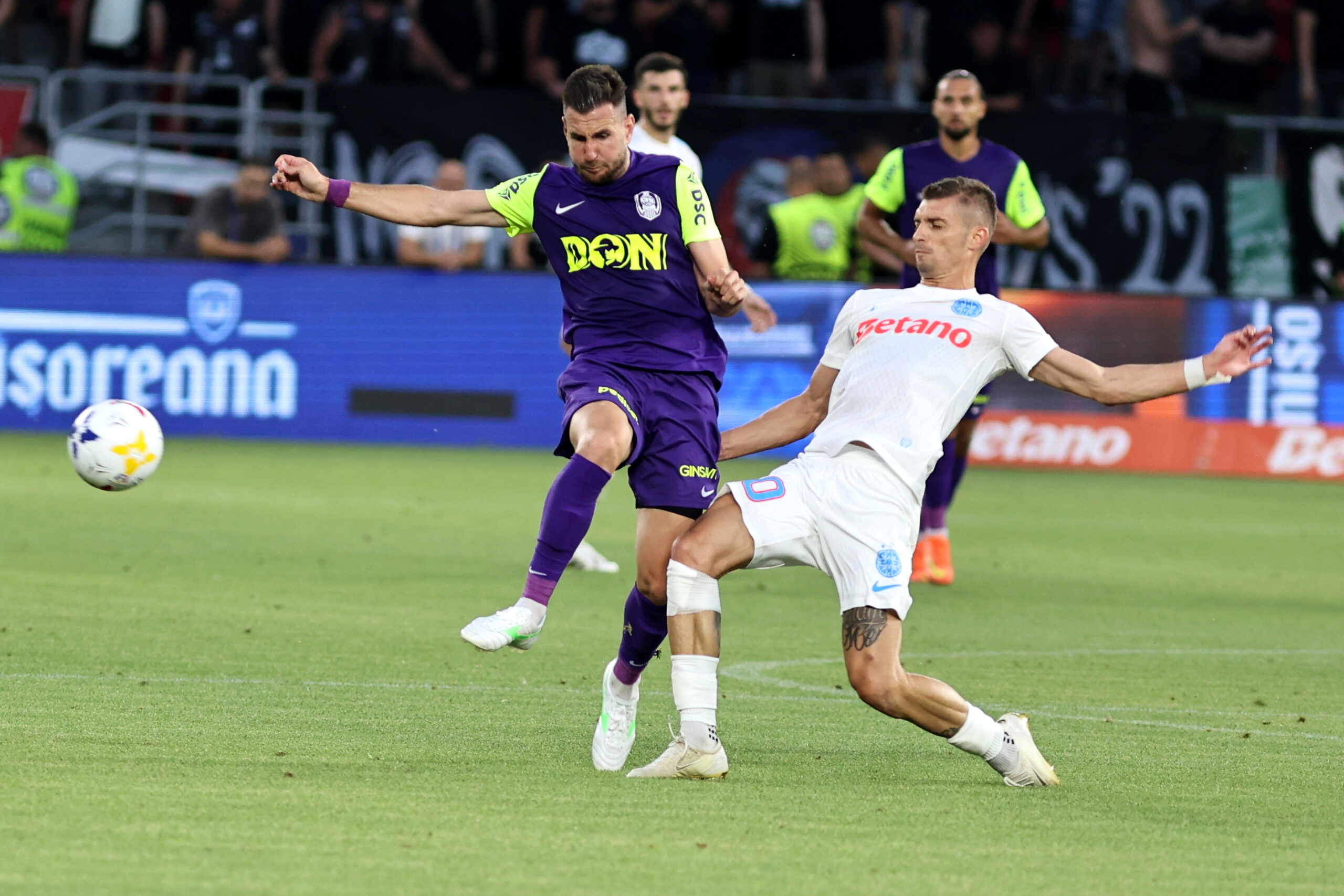 FCSB castiga Supercupa Romaniei