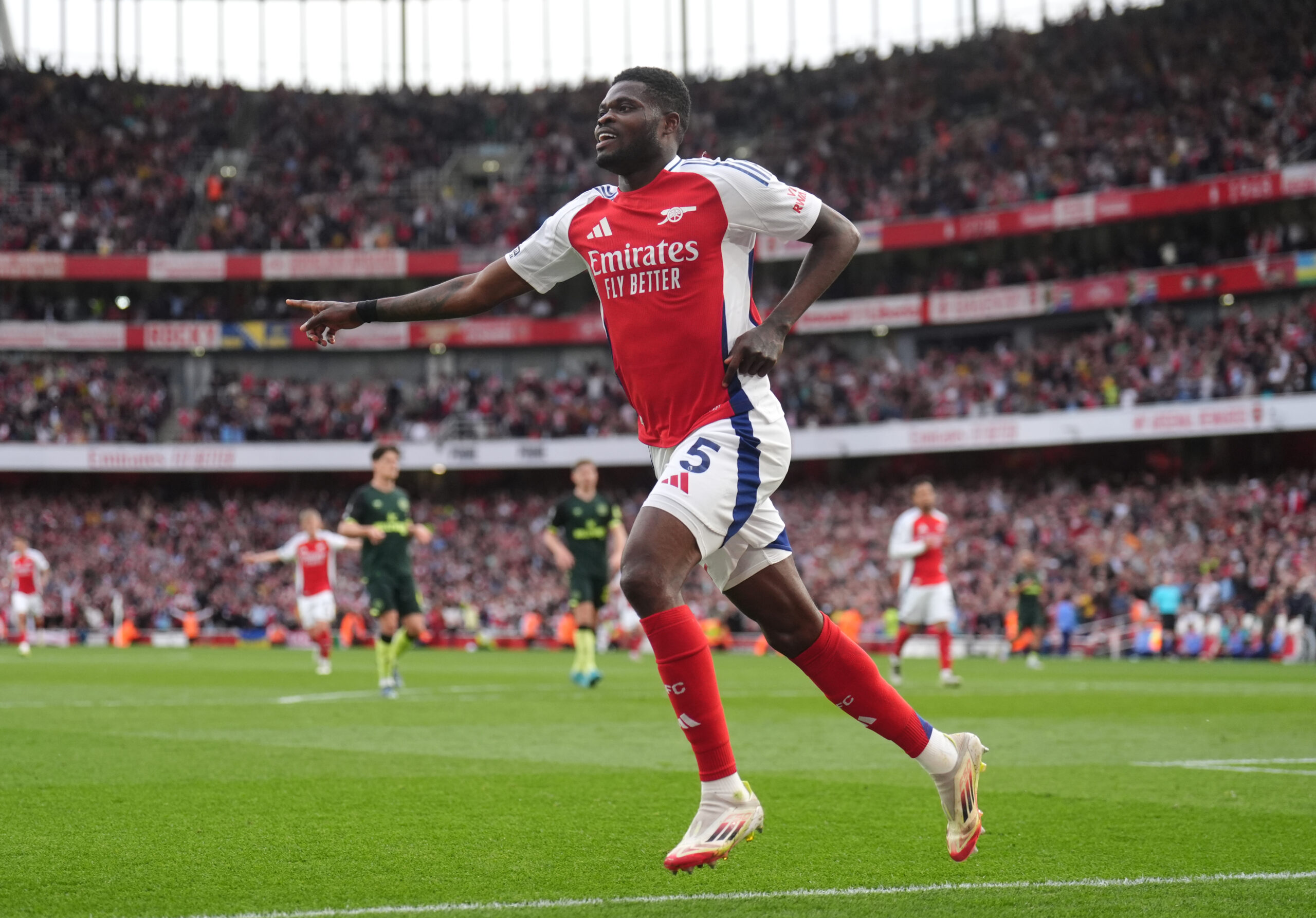 Fostul jucator al lui Arsenal Thomas Partey acuzat de viol