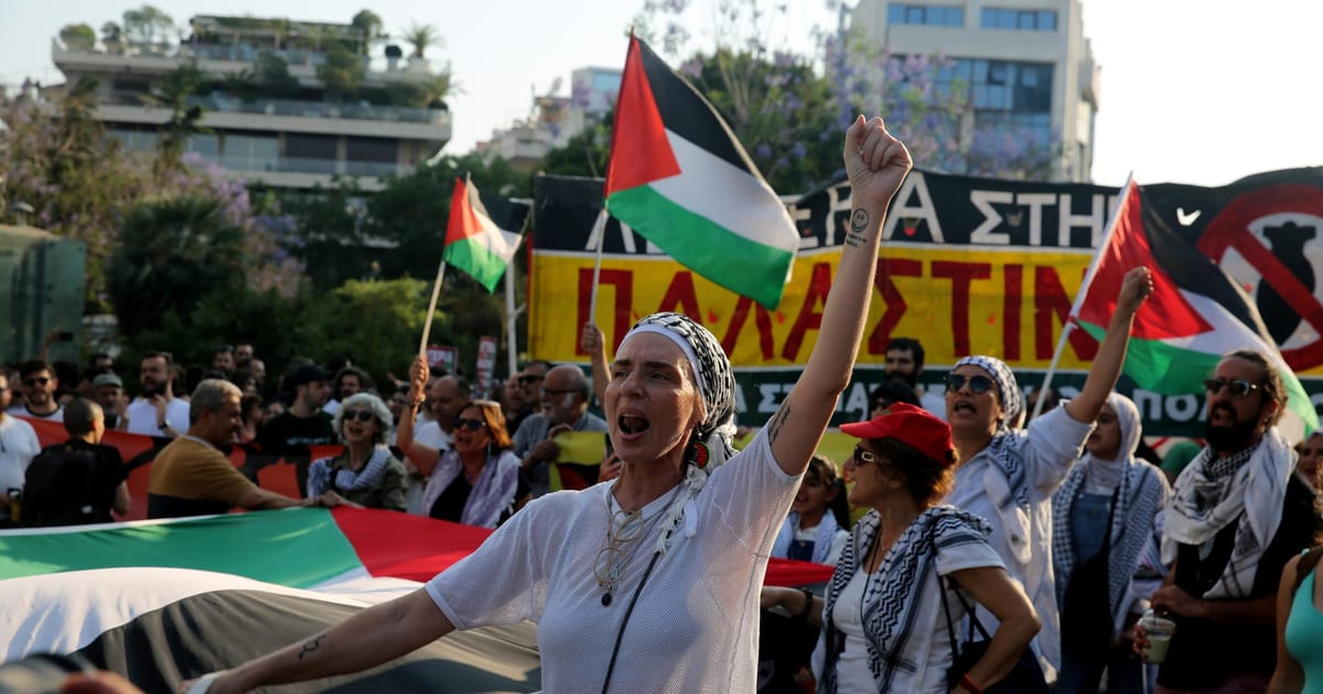 Turistii israelieni sunt confruntati cu furia in Grecia