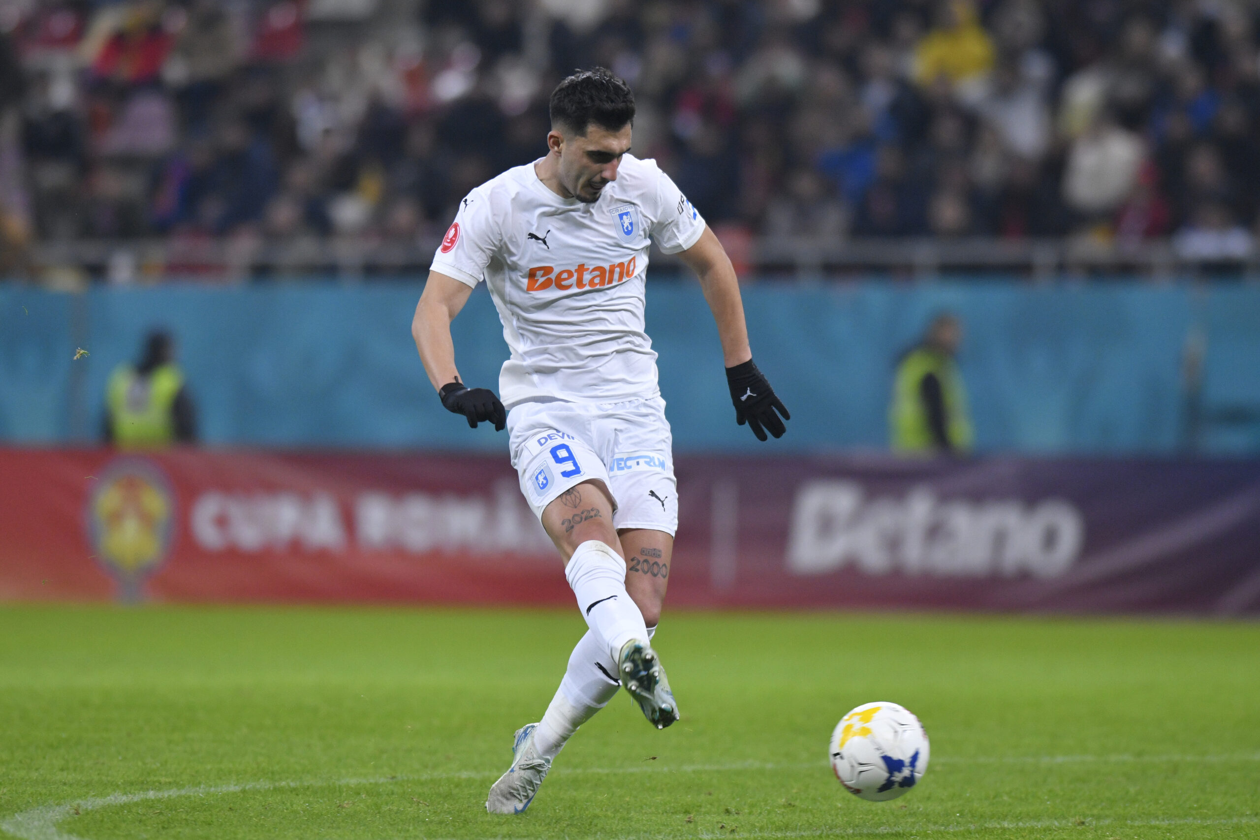 Universitatea Craiova a anuntat ca se desparte de Andrei Ivan