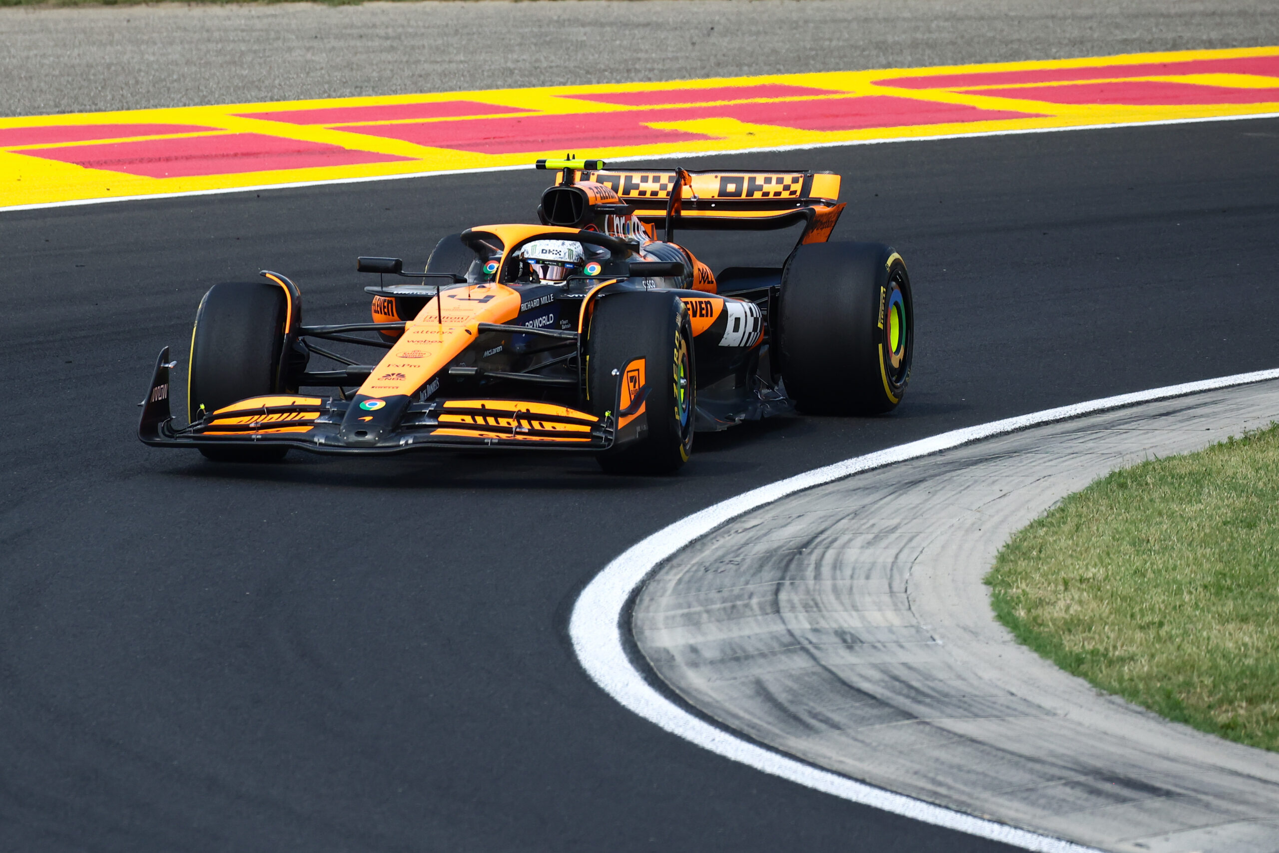 Formula 1 Charles Leclerc pleaca din pole position in Ungaria