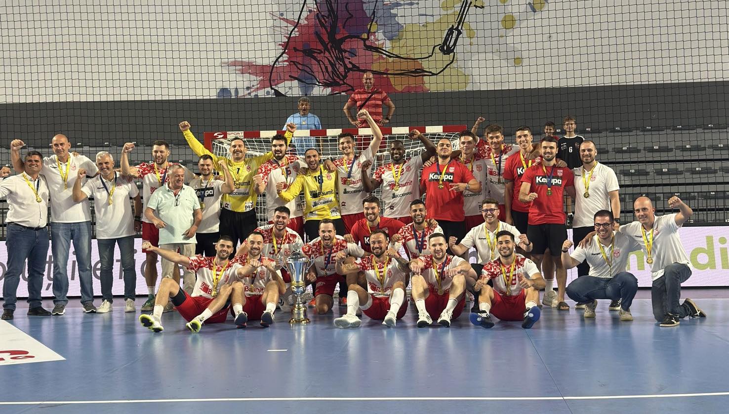 Handbal masculin Dinamo a castigat a opta Supercupa