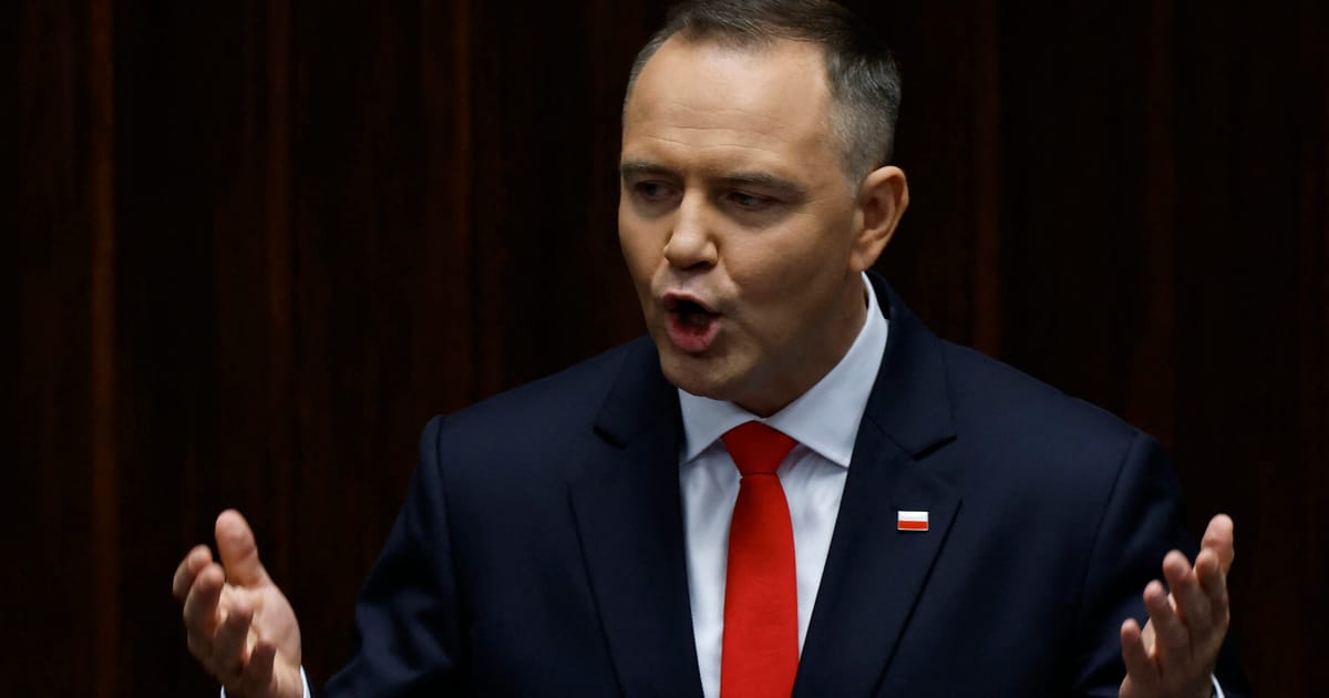 Noul presedinte polonez incepe mandatul cu conflict cu Tusk