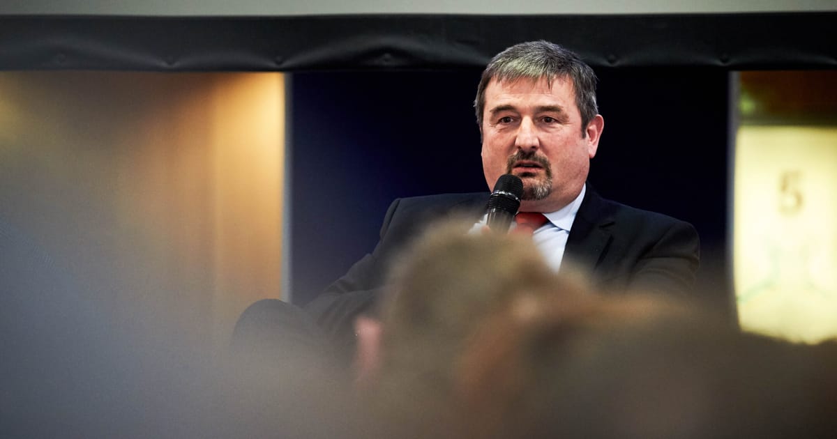 Nu zgaraiti Rolls Royce ul Olivier Guersent isi ia ramas bun de la Comisie