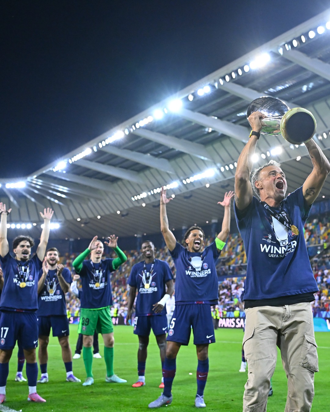 PSG primul club francez castigator al Supercupei Europei Luis Enrique al 17 lea trofeu din cariera