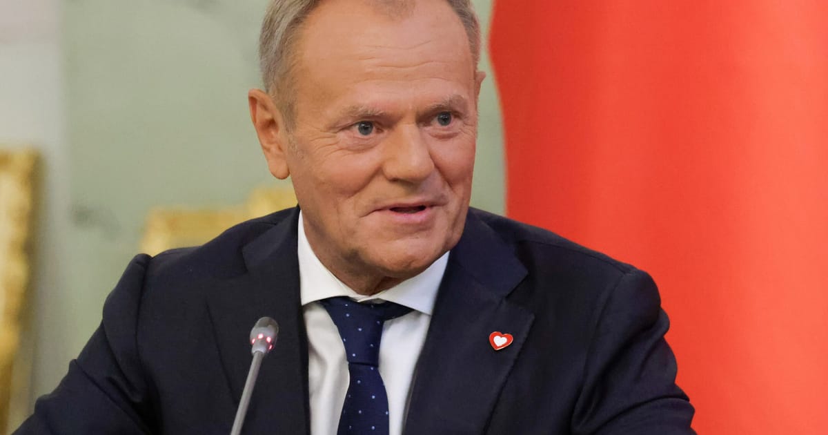 De la erou la zero Esecul Poloniei in politica