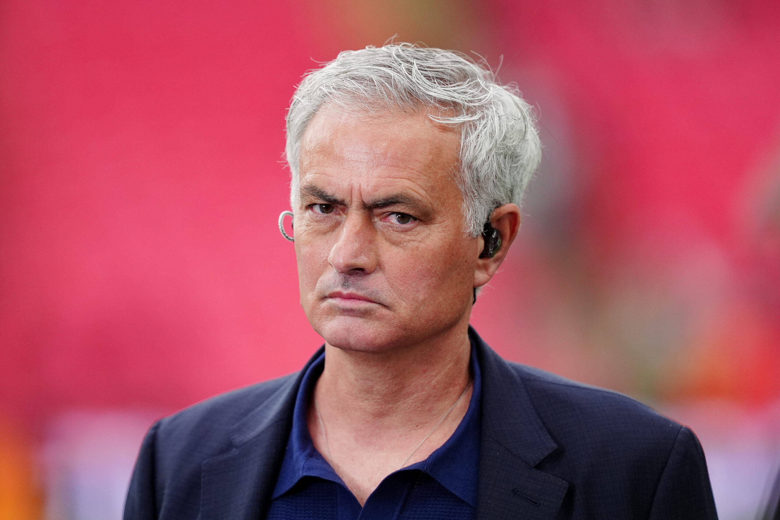 Fenerbahce anunta plecarea antrenorului Jose Mourinho
