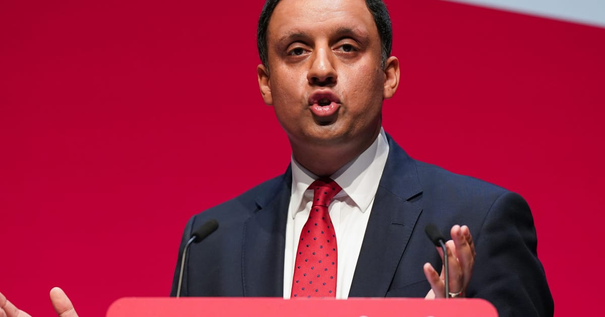 Liderul muncii scotiene exclude acordul cu Farage numindu l sarlatan