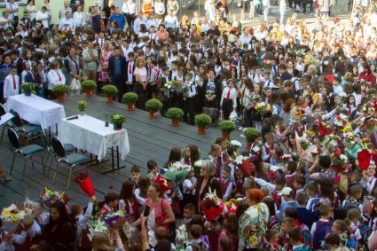 Prima zi de scoala 2025 Schimbari pentru elevi si profesori