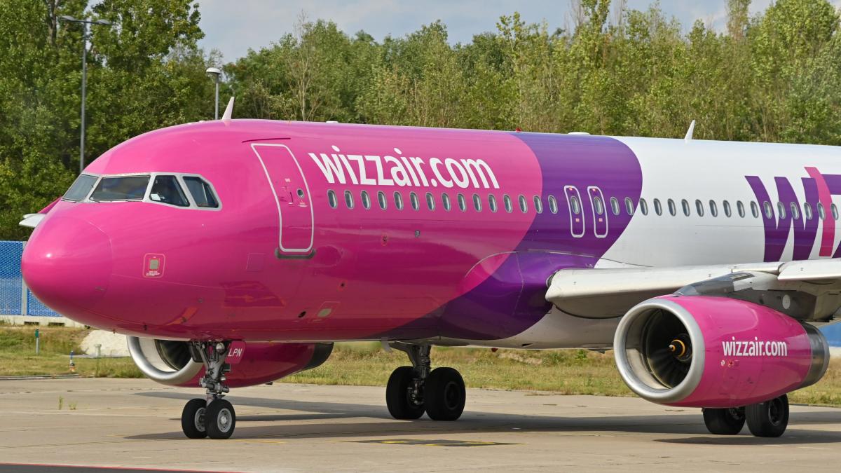 Scandal intr un avion Bruxelles Bucuresti cu roman agresiv