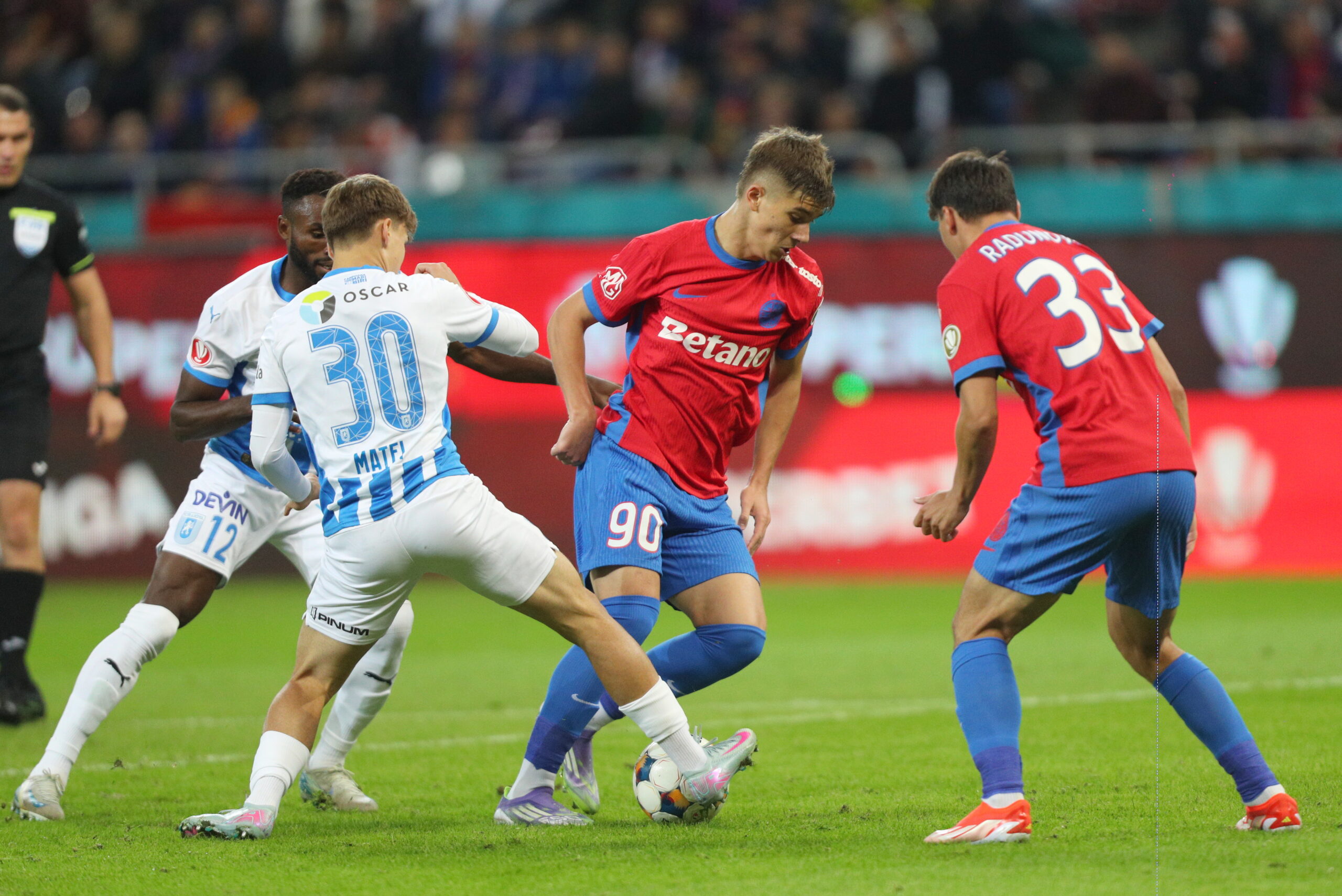 FCSB a invins Universitatea Craiova 1 0 pe Arena Nationala