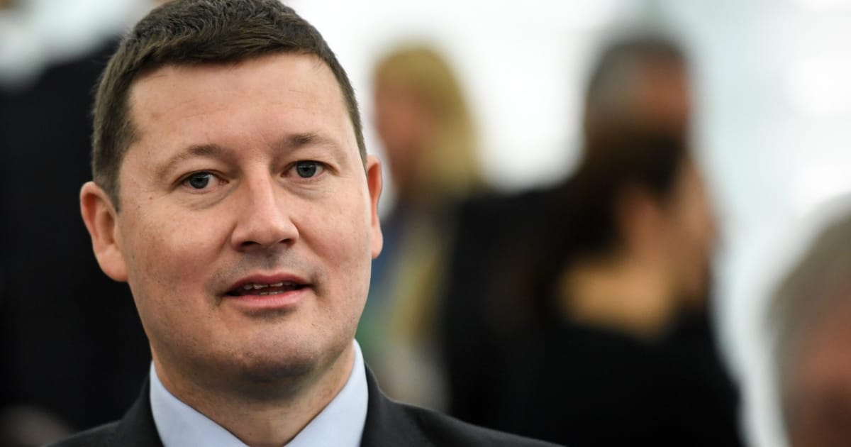 Selmayr negociaza intoarcerea la Bruxelles diplomatii UE sunt ingrijorati