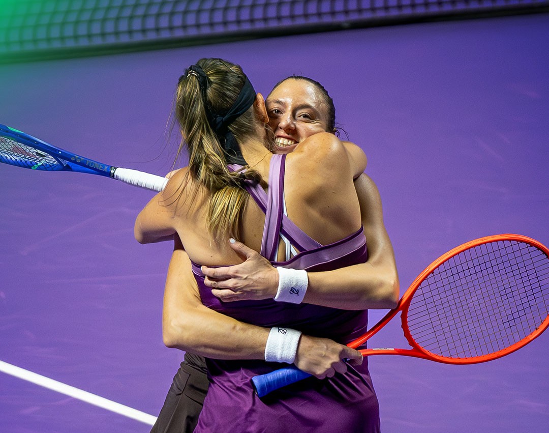 Babos si Stefani inving Hsieh si Ostapenko ajung in finala
