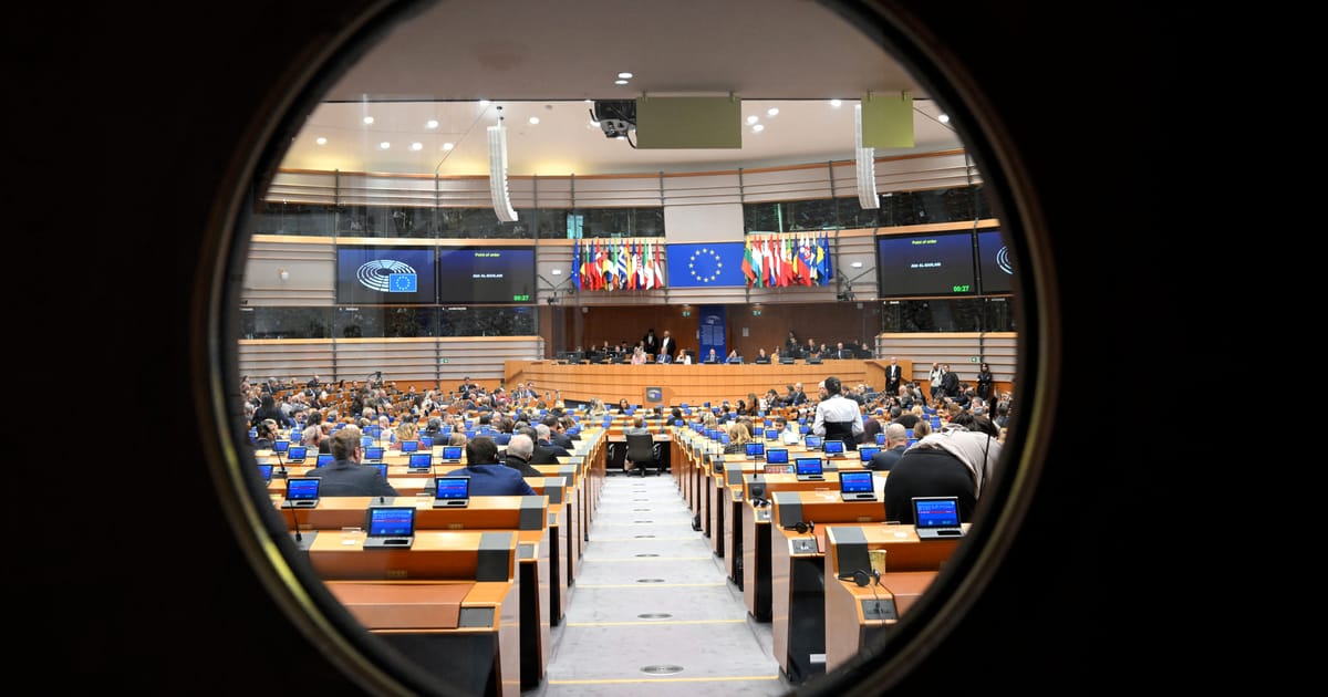Parlamentul UE trebuie sa foloseasca dreptul de veto