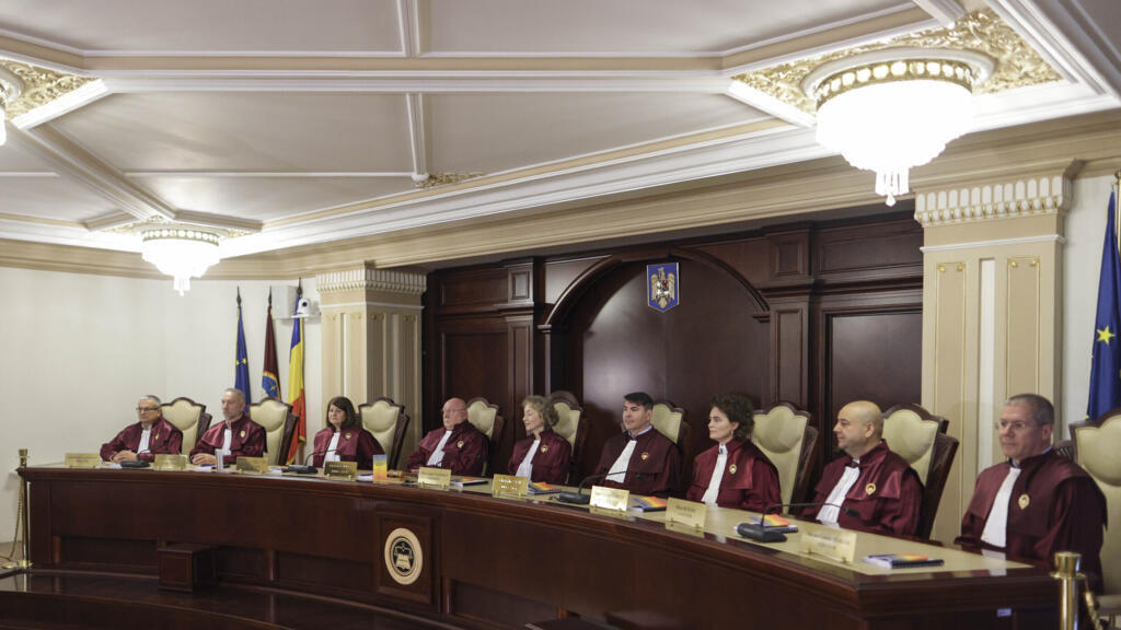 CCR amana decizia despre pensiile speciale ale magistratilor