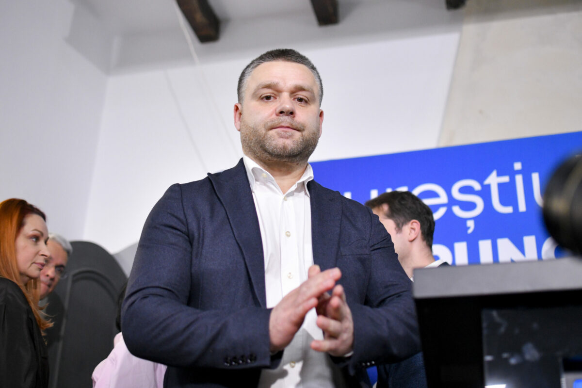 Cu ce echip de fotbal tine primarul Ciprian Ciucu