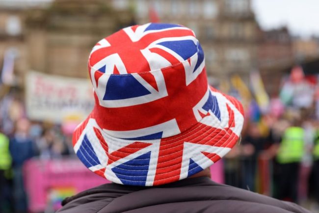 Cum sa urmaresti politica britanica in 2026 profesionist