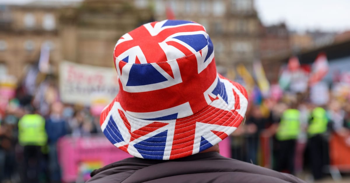 Cum sa urmaresti politica britanica in 2026 profesionist