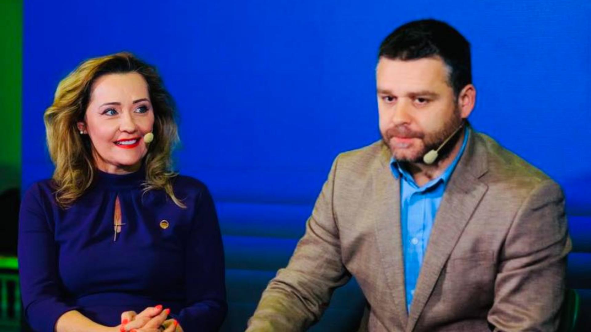 Lasconi rade de Drula fosta sefa a rezistilor il felicit pe Ciucu