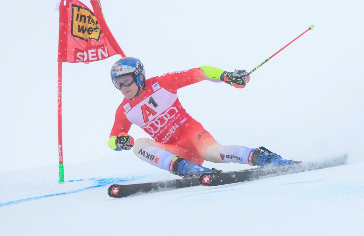 Marco Odermatt castiga al 50 lea titlu in cariera