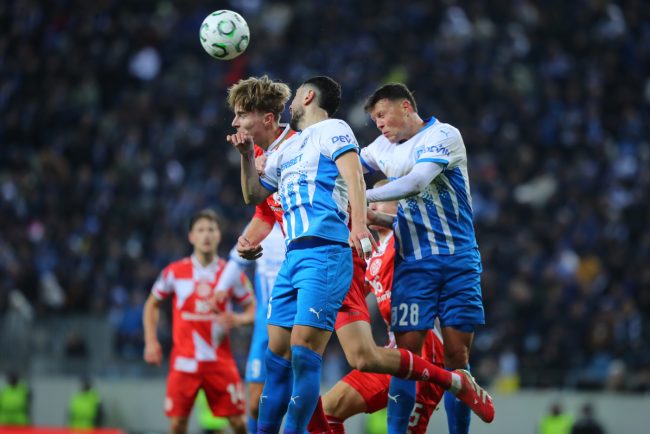 Meciul Universitatea Craiova Sparta Praga al doilea ca asistenta in etapa 5