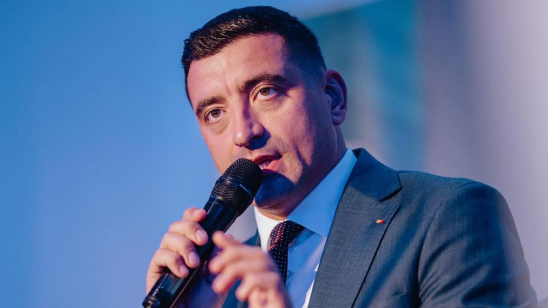 Mos Craciun a venit la George Simion cu mesaj