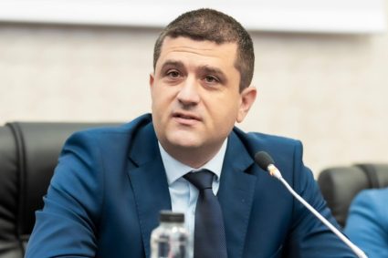 Rezistii greu de indepartat Radu Miruta Ramanem la putere