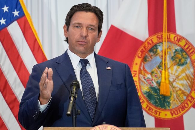 Trebuie sa respingem asta din intreaga fiinta DeSantis sceptic al IA