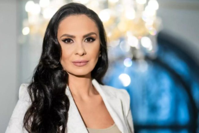 Alexandra Pacuraru dezvaluie intelegerea din Palatele Puterii